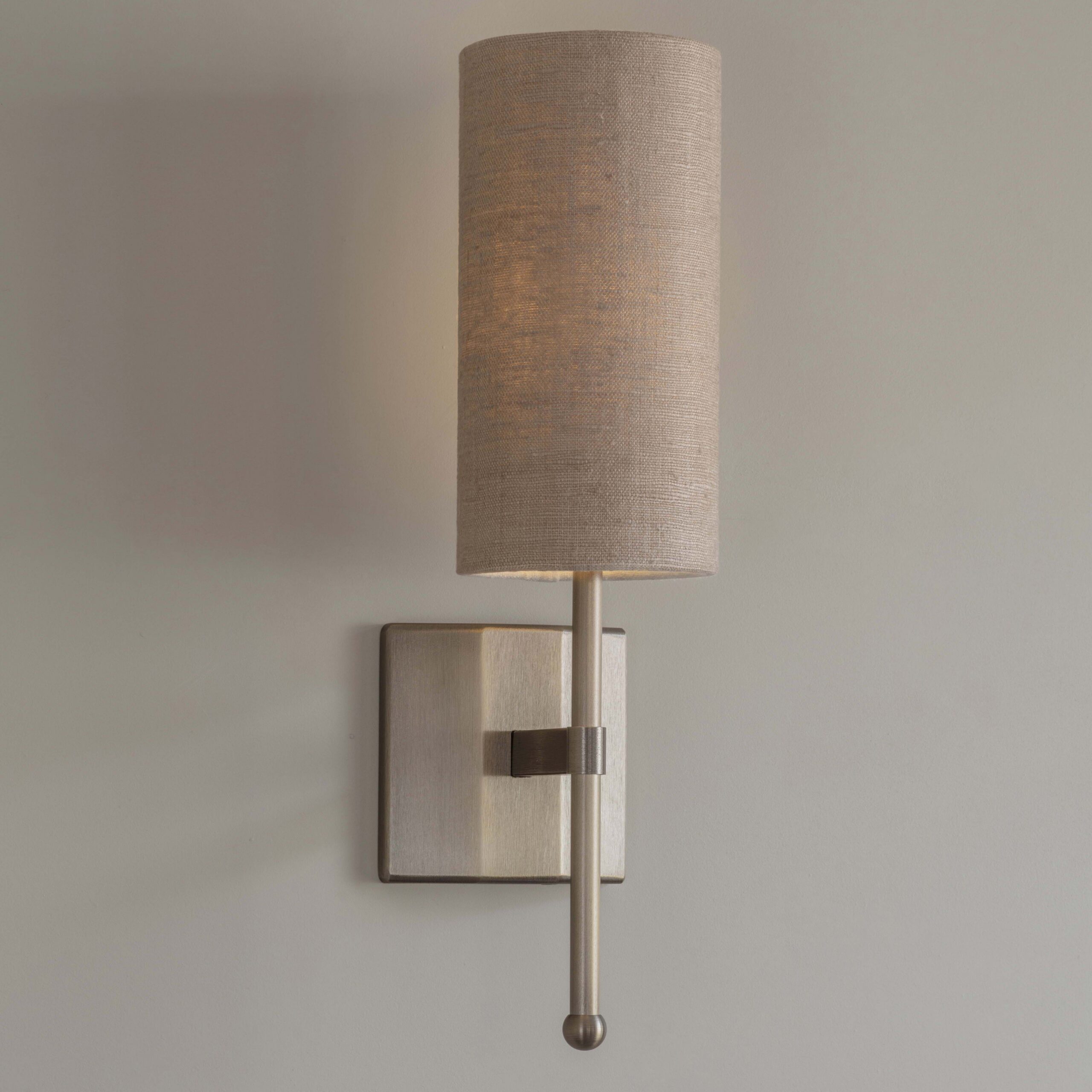 Stem Wall Light